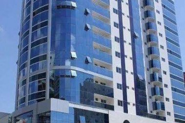 COBERTURA QUADRA MAR EM ITAPEMA - MEIA PRAIA 